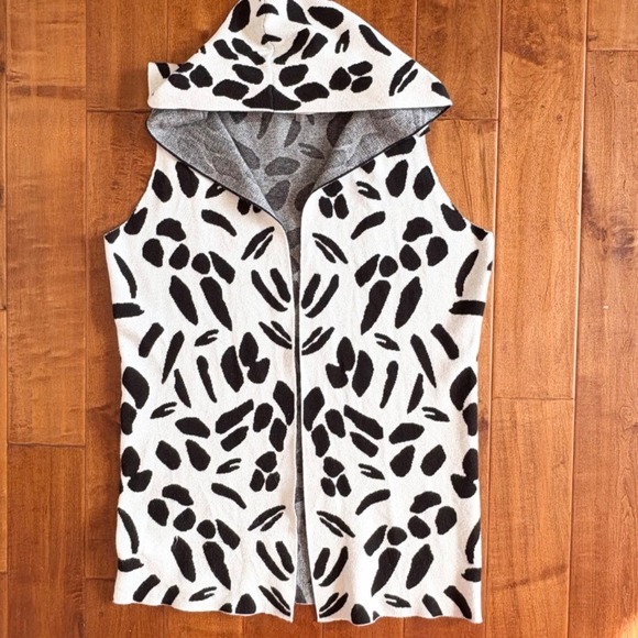 Sioni Jackets & Blazers - Sioni Womens‎ Black White Abstract Animal Print Hooded Knit Vest Cardigan Large